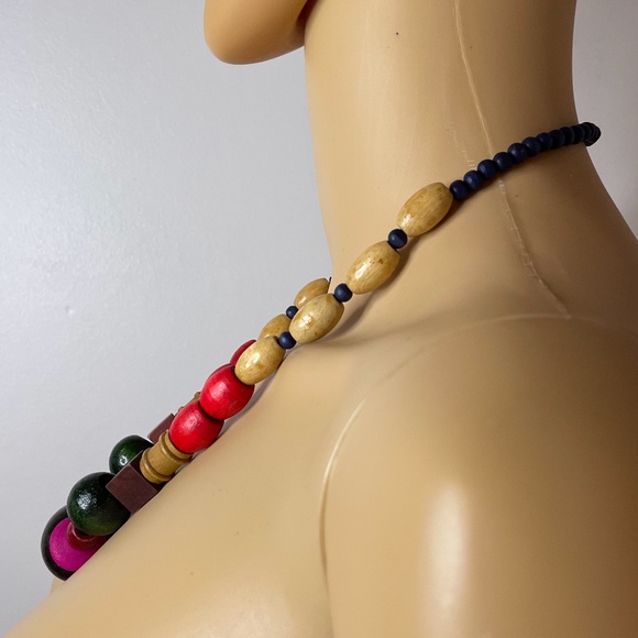 Vintage Wooden colorful beaded statement necklace! - Picture 6 of 10